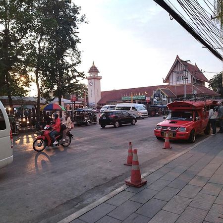 Supanich Condo Opposite The Train Station Chiangmai Chiang Mai Eksteriør bilde