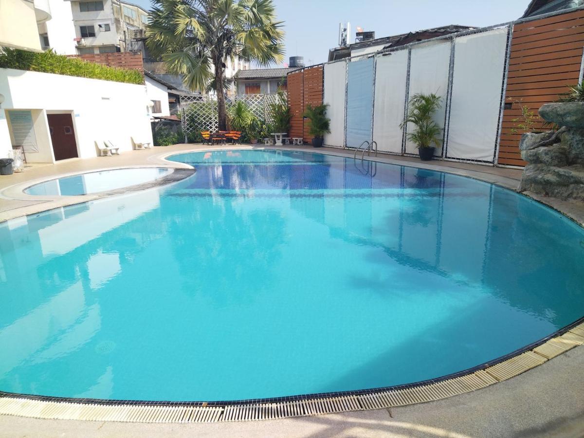 Supanich Condo Opposite The Train Station Chiangmai Chiang Mai Eksteriør bilde